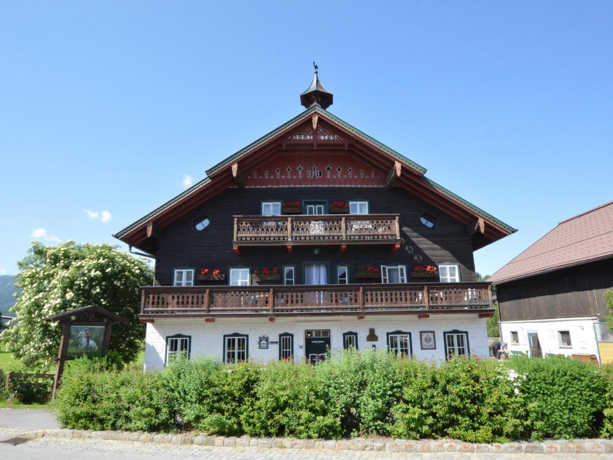 Elsa Flachau Exterior photo